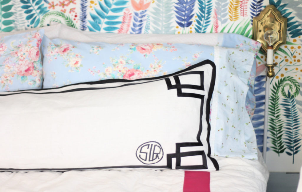 the easiest DIY bed pillowcase