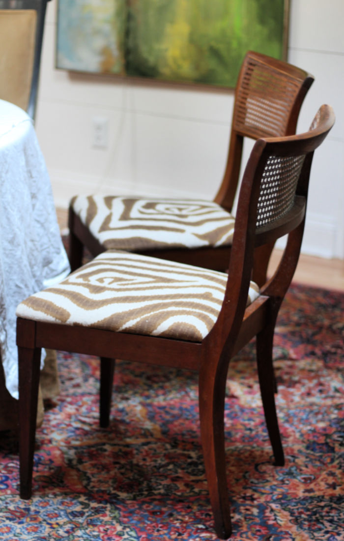 Reupholstering best sale kitchen chairs