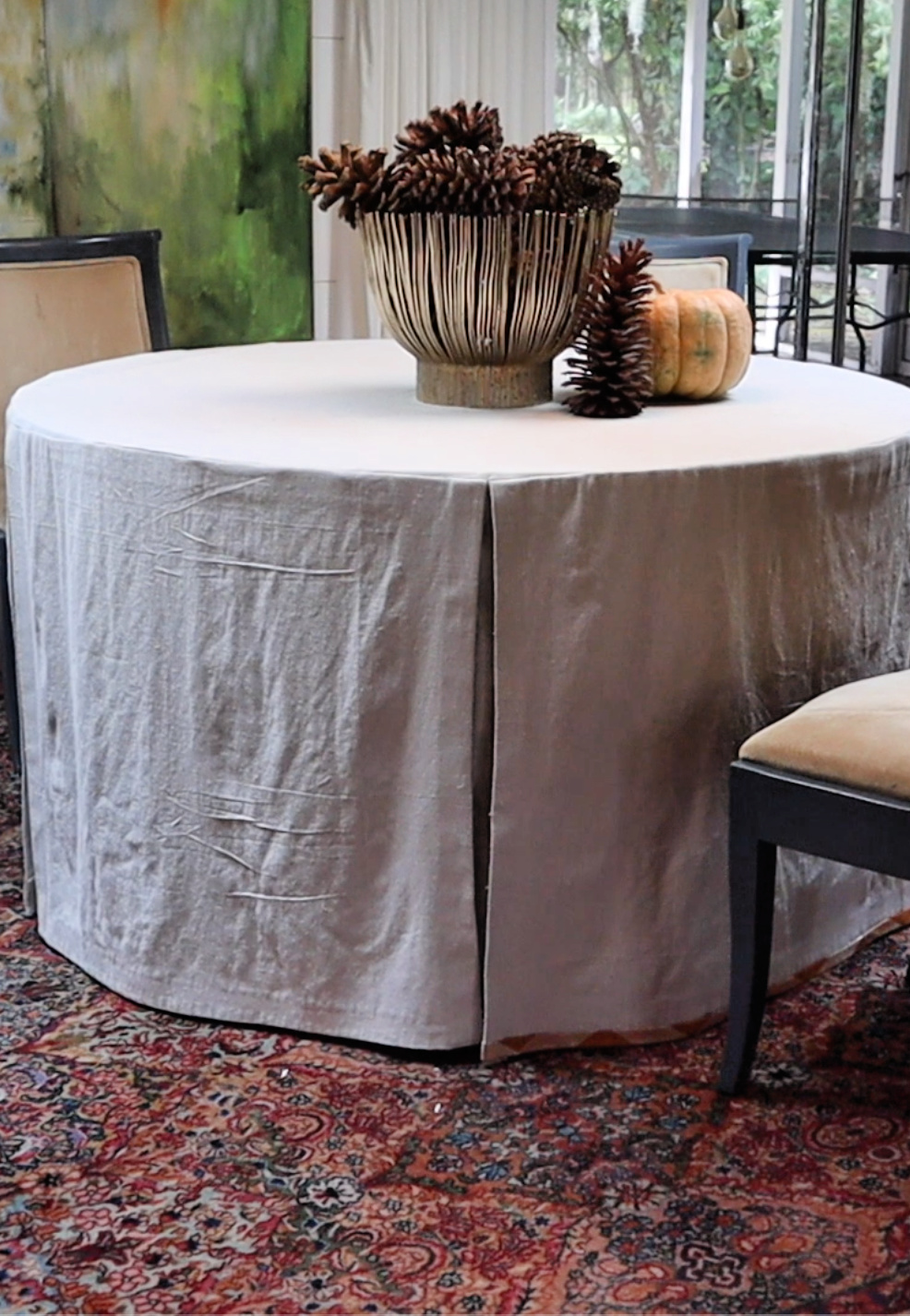 Diy Box Pleated Circle Table Skirt, How To Make A Box Pleated Round Table Skirt