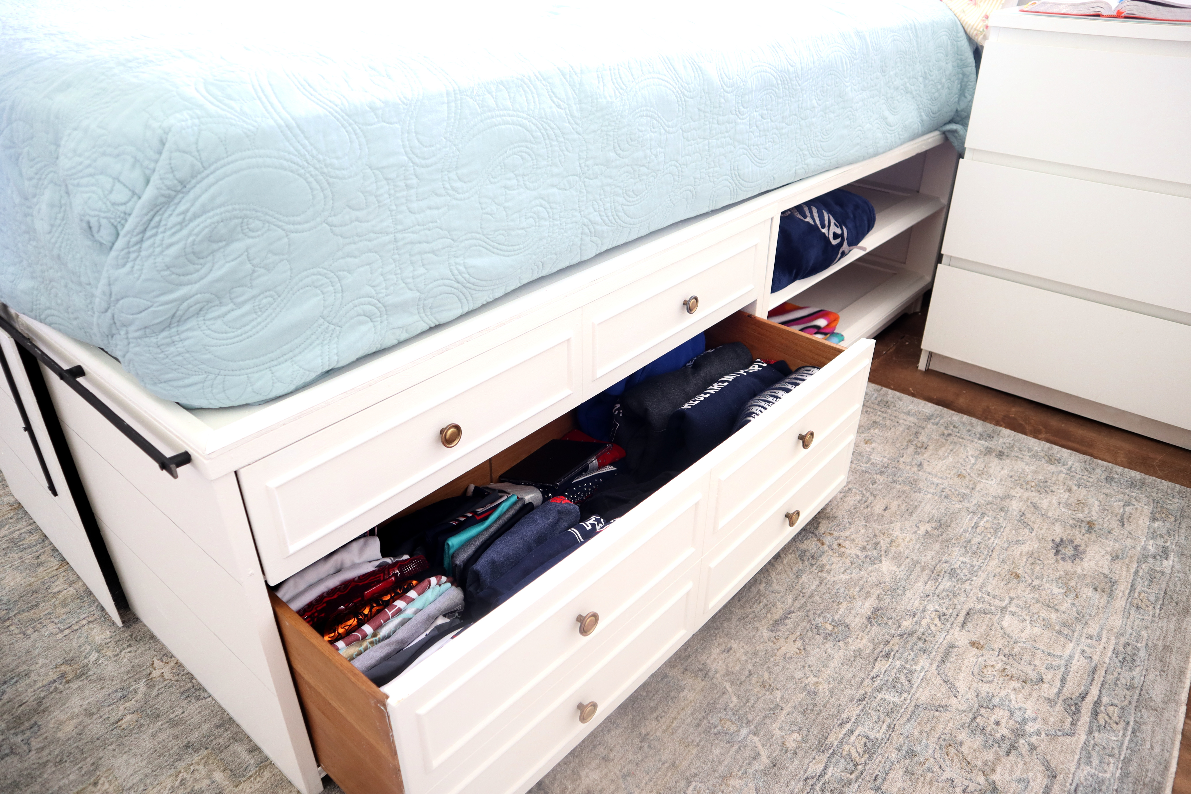 drawer storage bed