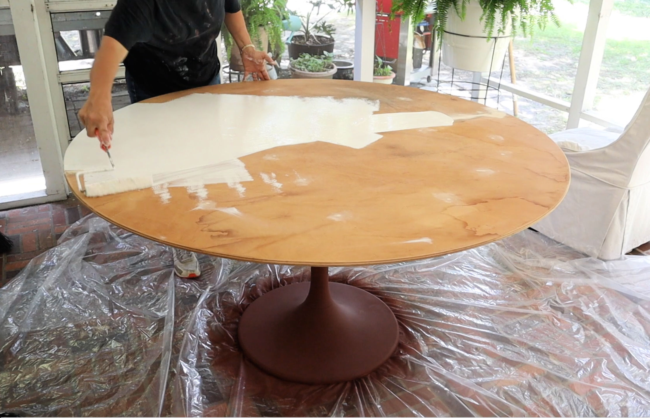 epoxy tulip table