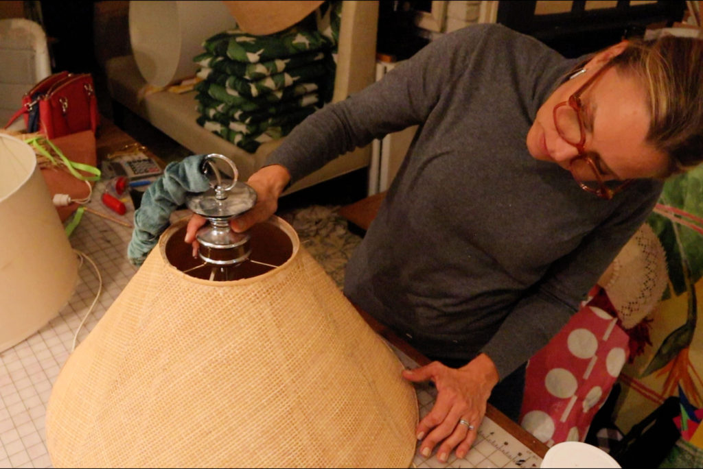 How to cover a lampshade with cane